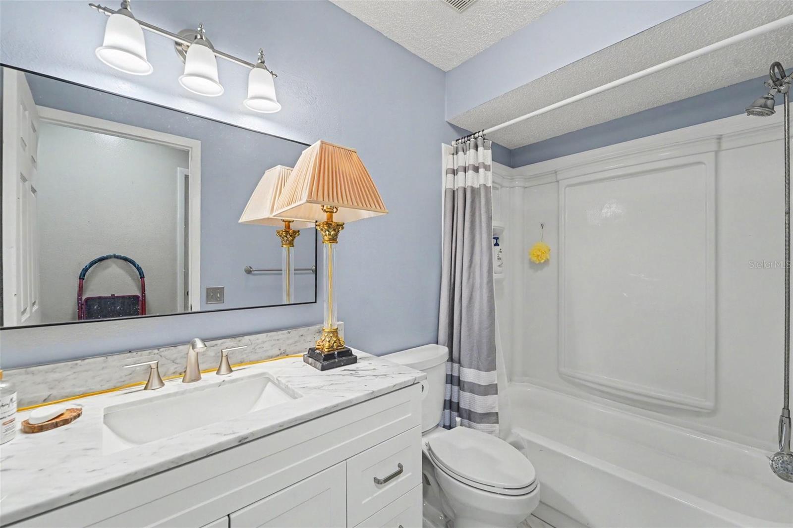 8521 CEDARVIEW CT