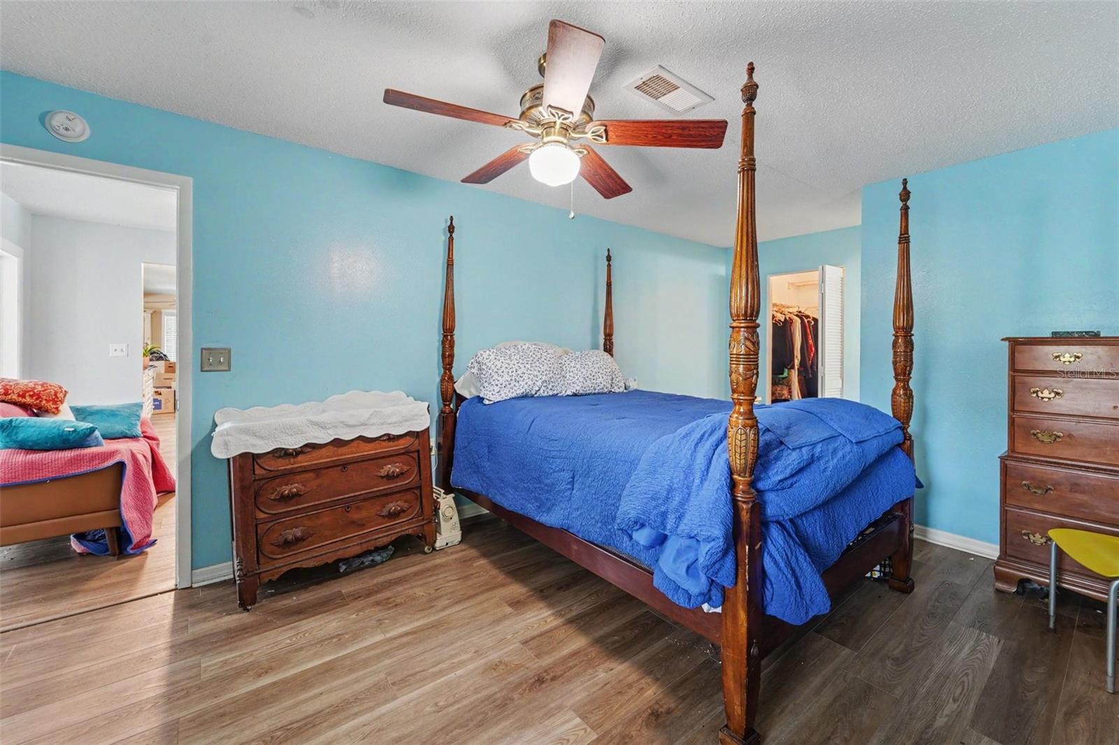 8521 CEDARVIEW CT