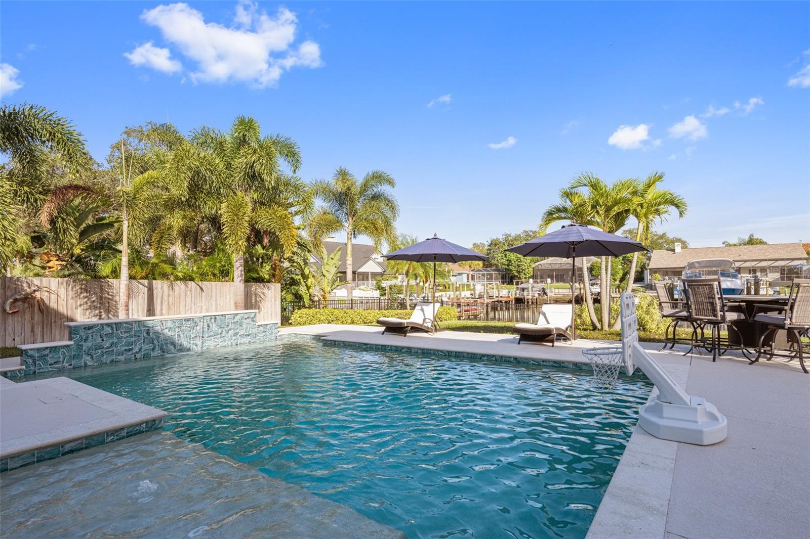 4213 DEEPWATER LN