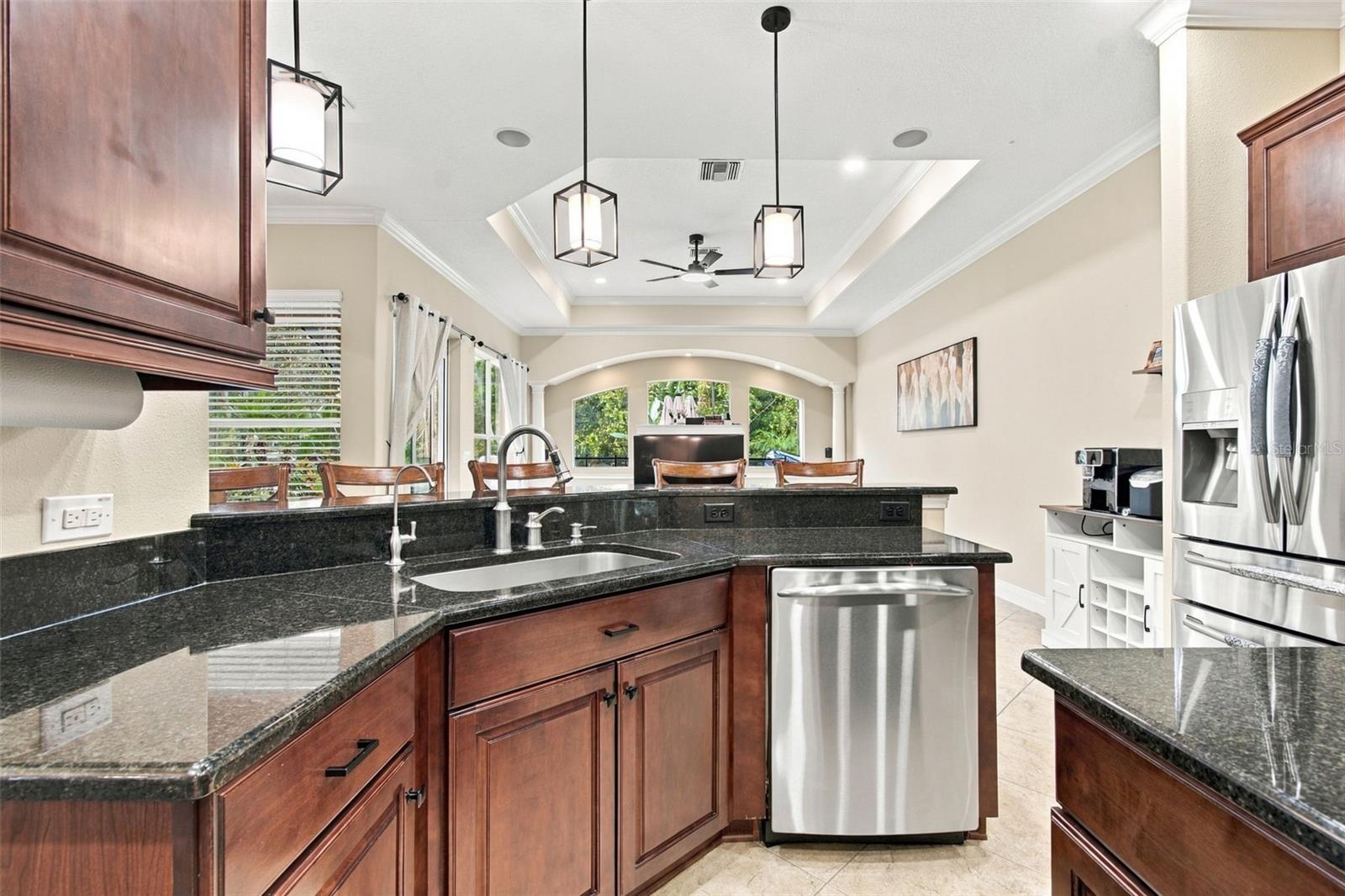 3339 DIAMOND FALLS CIR