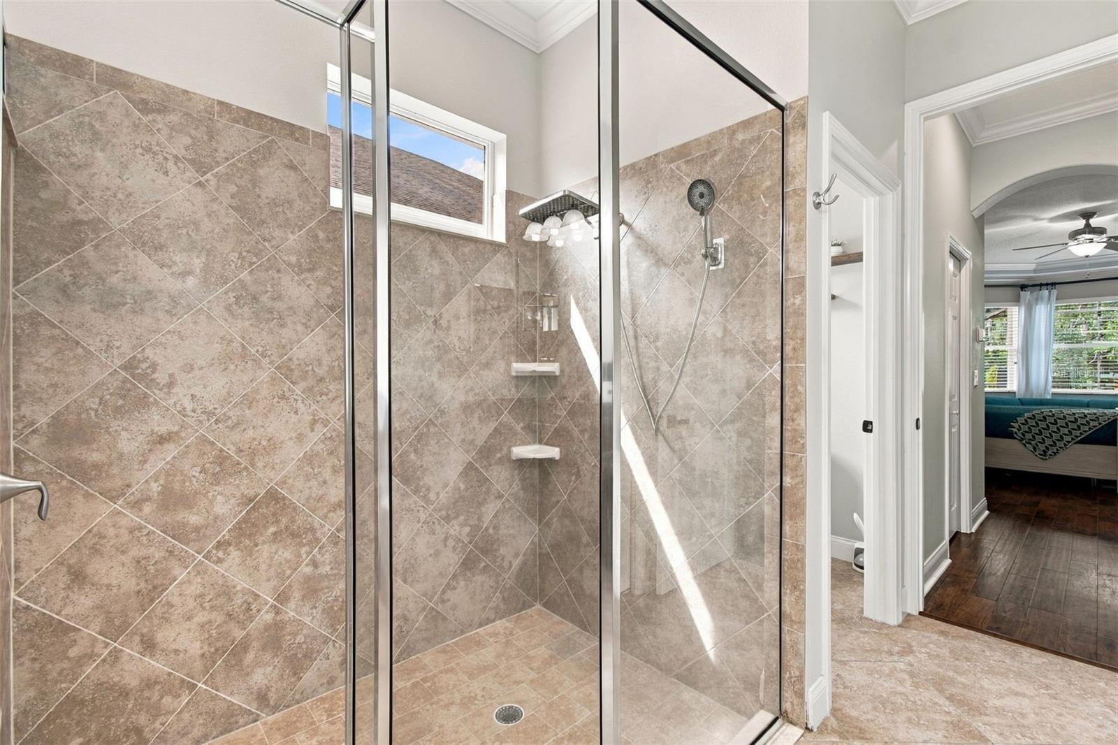 3339 DIAMOND FALLS CIR