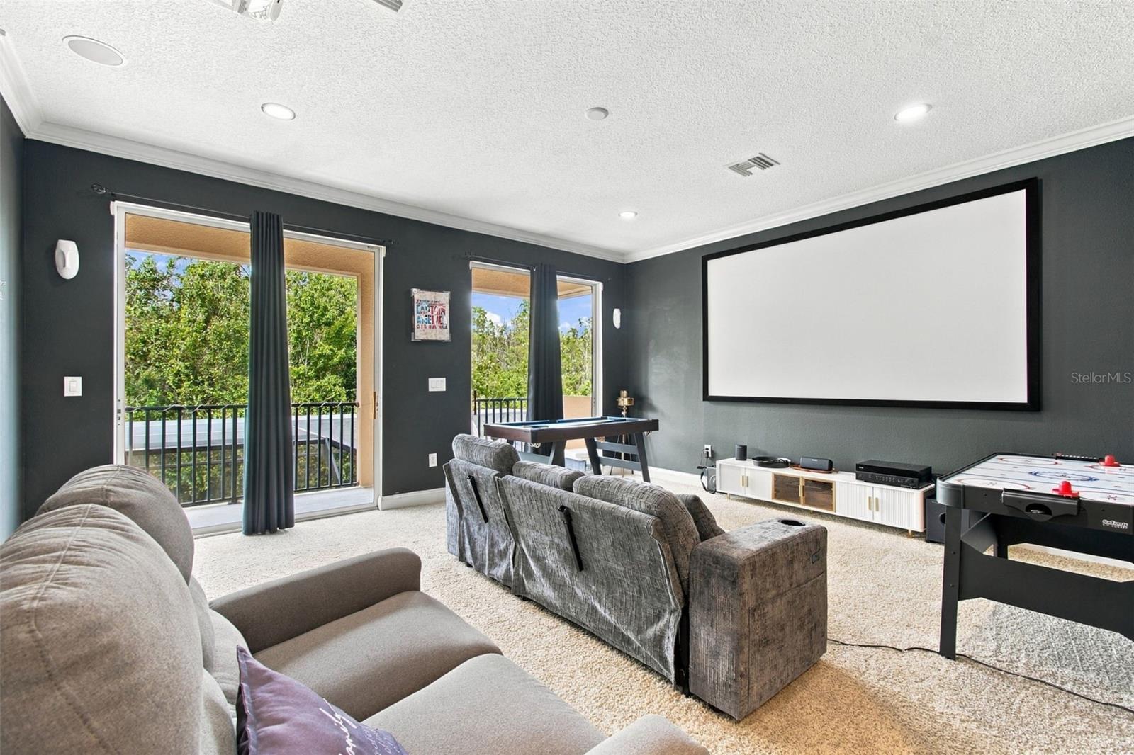3339 DIAMOND FALLS CIR