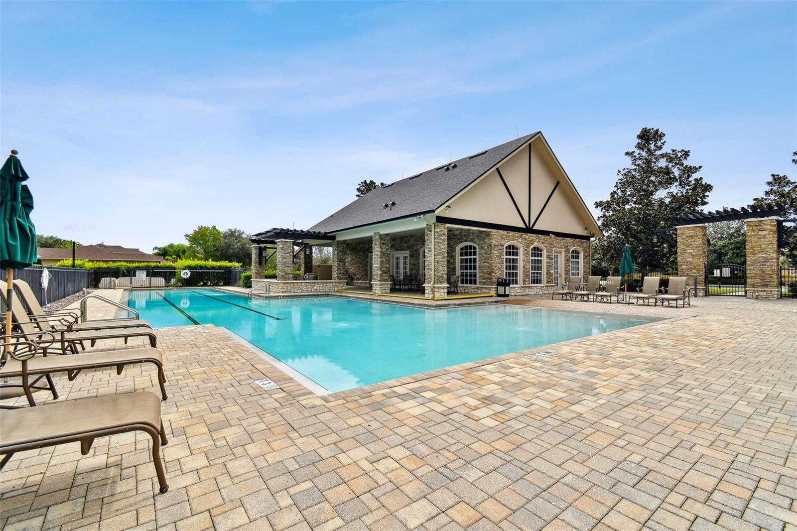 3339 DIAMOND FALLS CIR