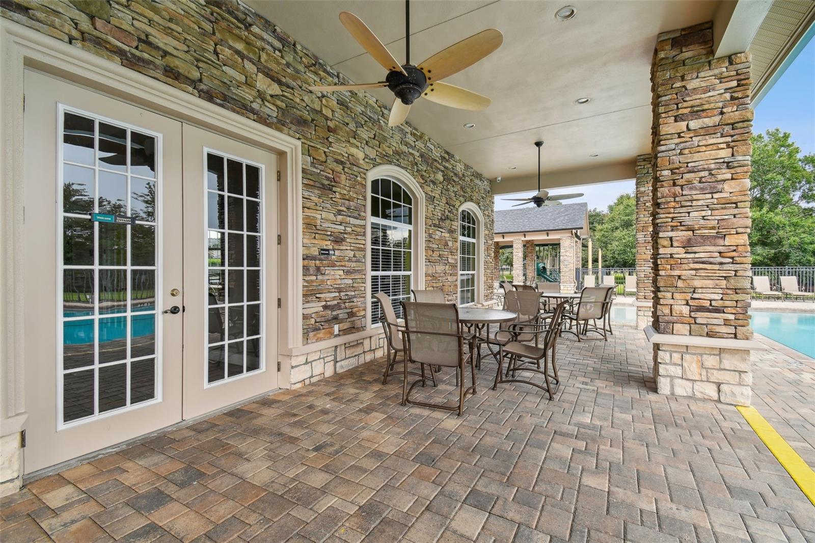 3339 DIAMOND FALLS CIR