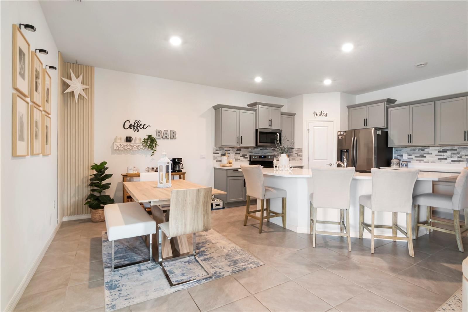 8556 BOLD CYPRESS LN