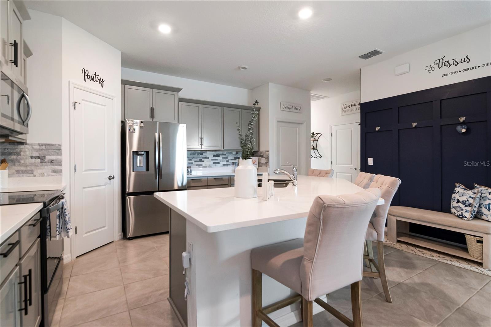 8556 BOLD CYPRESS LN