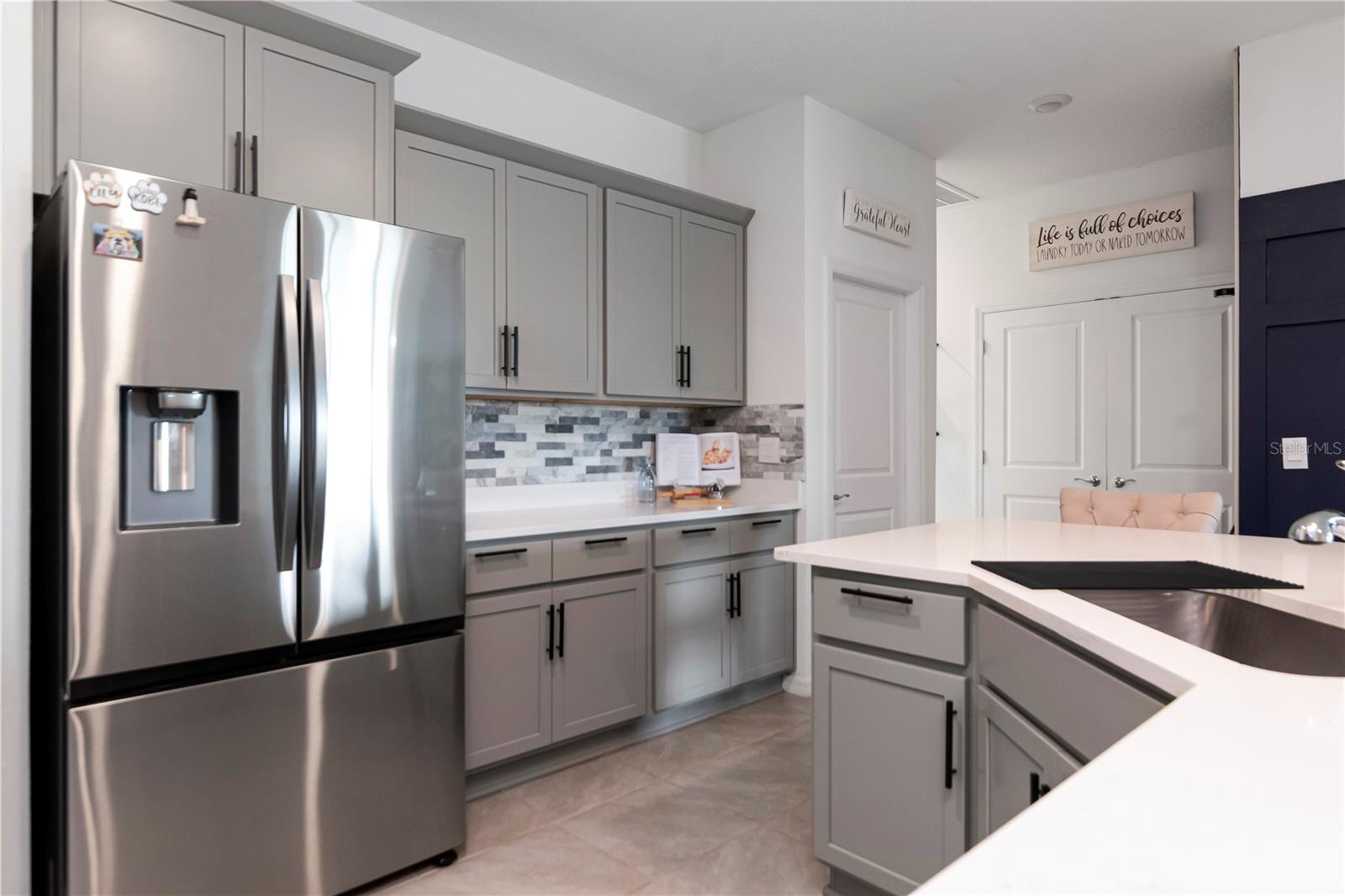 8556 BOLD CYPRESS LN