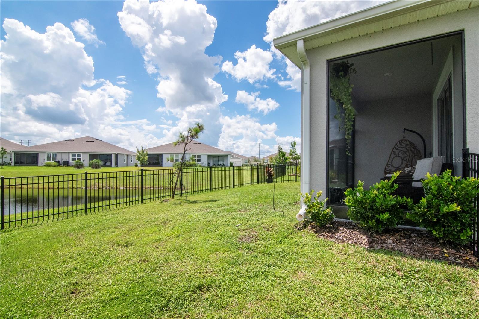 8556 BOLD CYPRESS LN