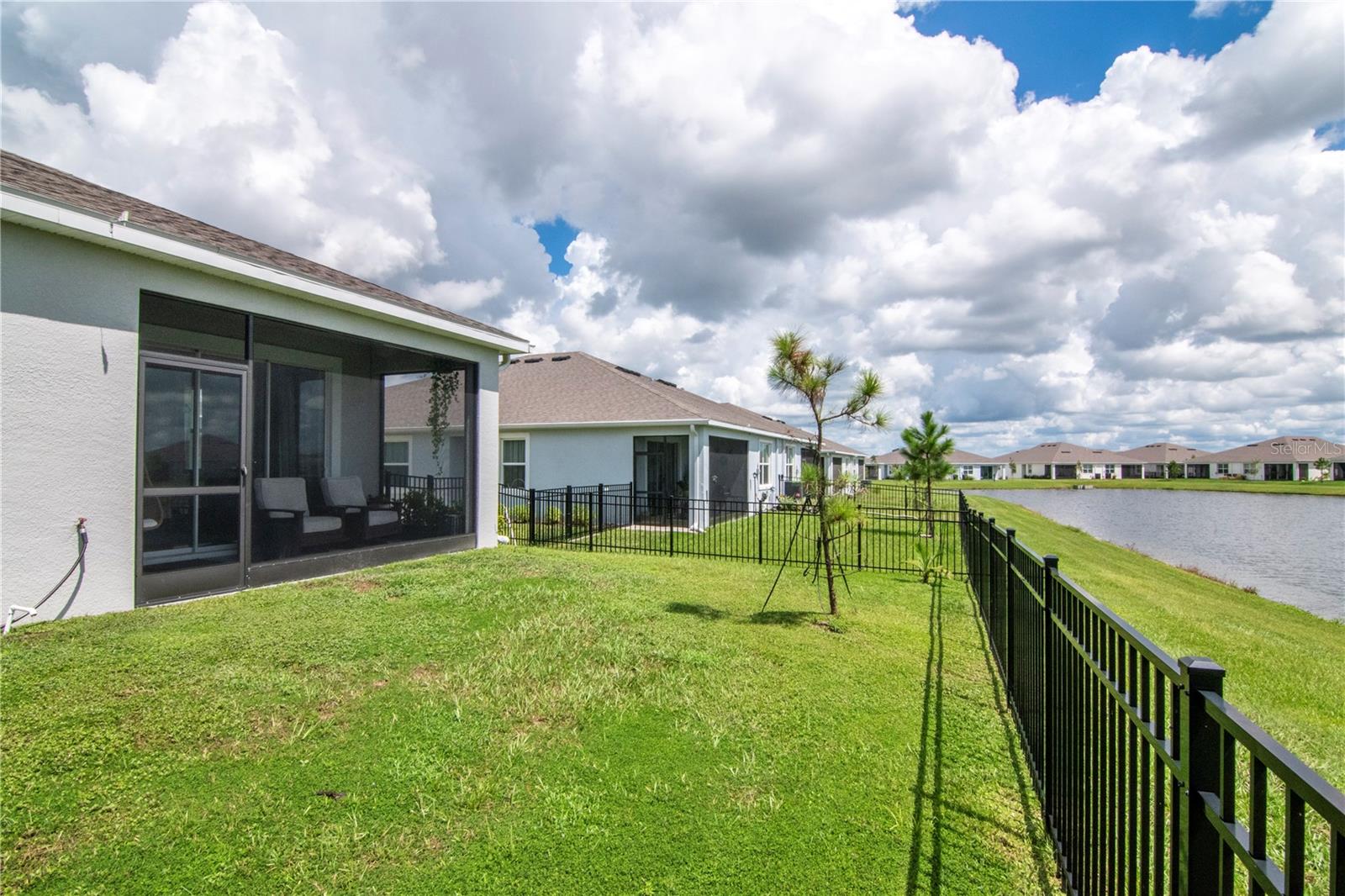 8556 BOLD CYPRESS LN