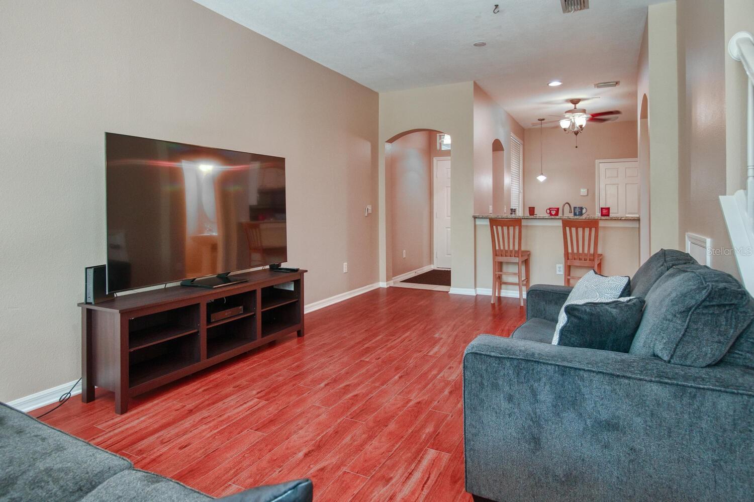 11092 WINDSOR PLACE CIR