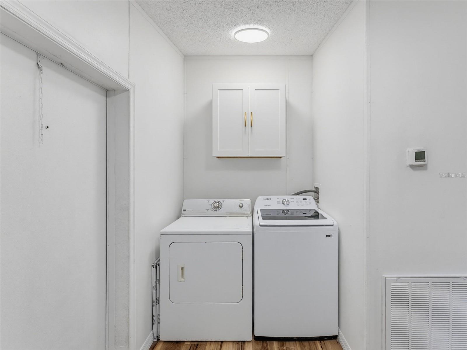 9637 PASSAIC DR