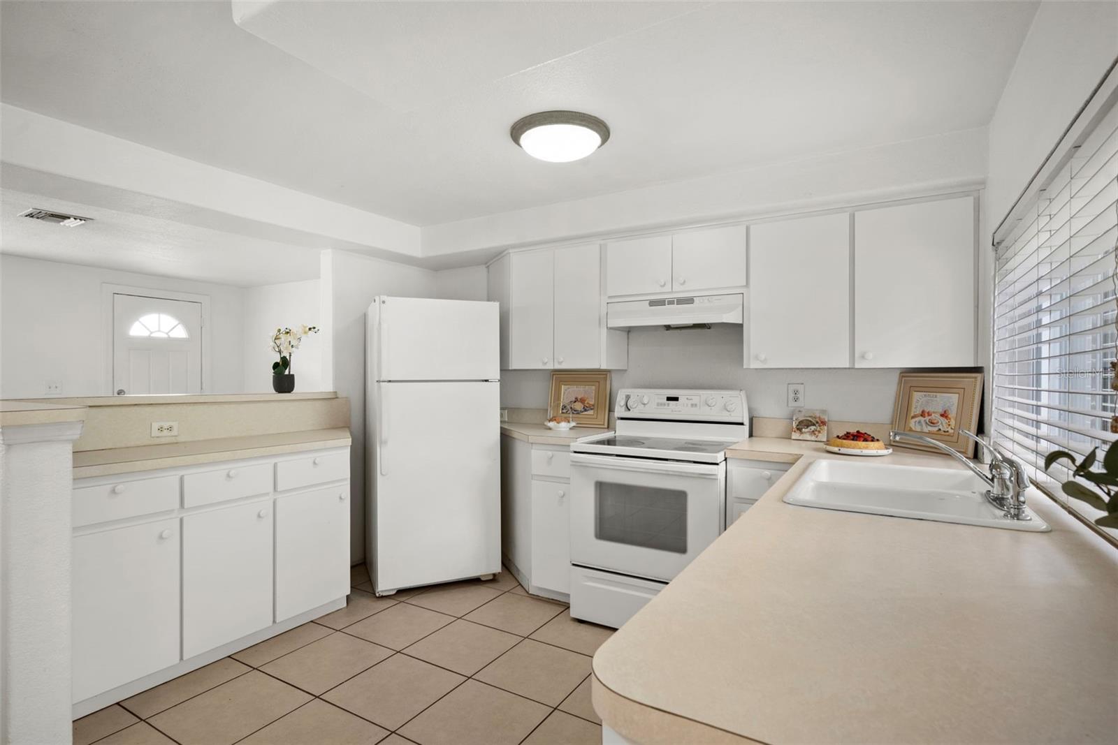 3438 KIMBERLY OAKS DR
