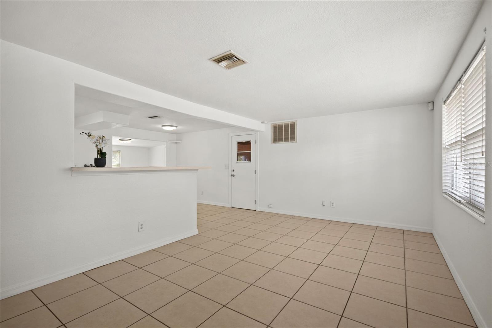 3438 KIMBERLY OAKS DR