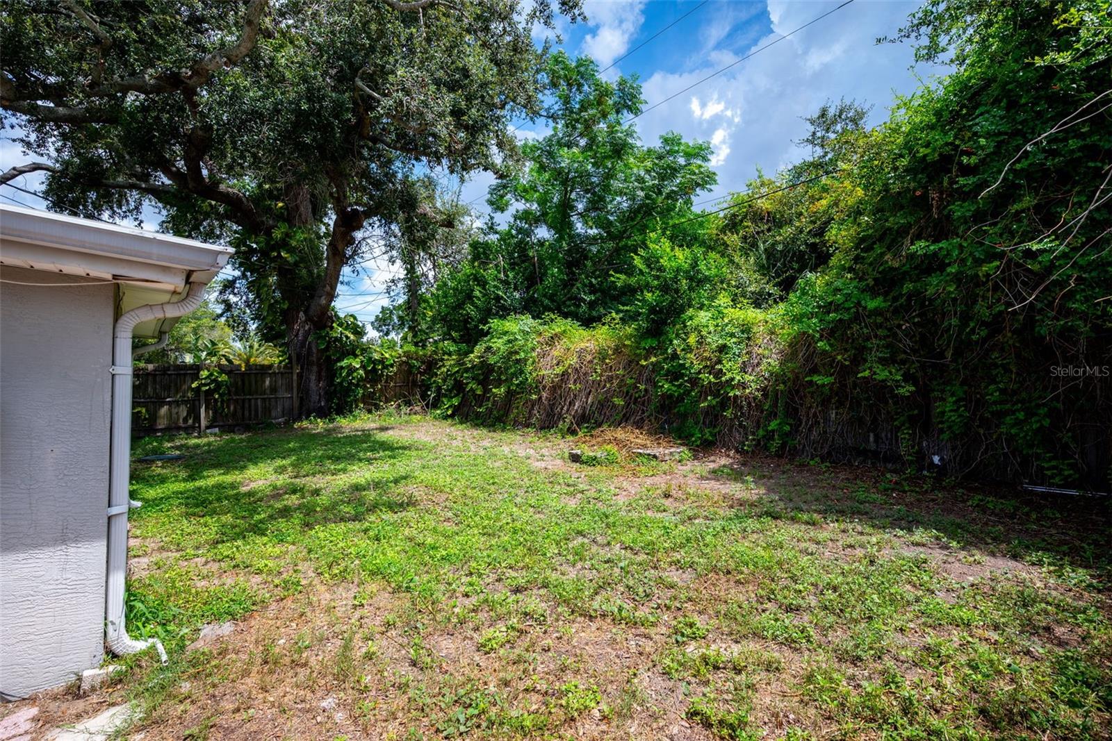 3438 KIMBERLY OAKS DR