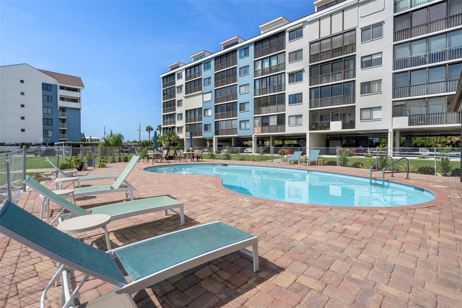 4650 BAY BLVD #1021