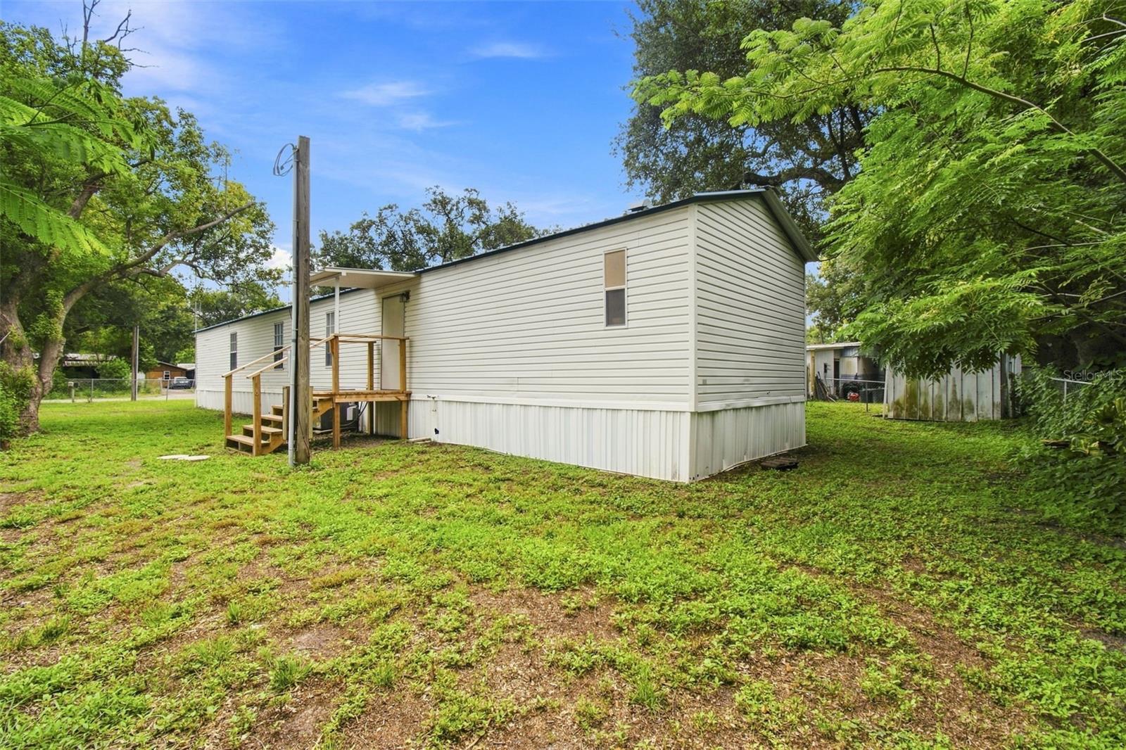 8823 E MILLPOINT RD