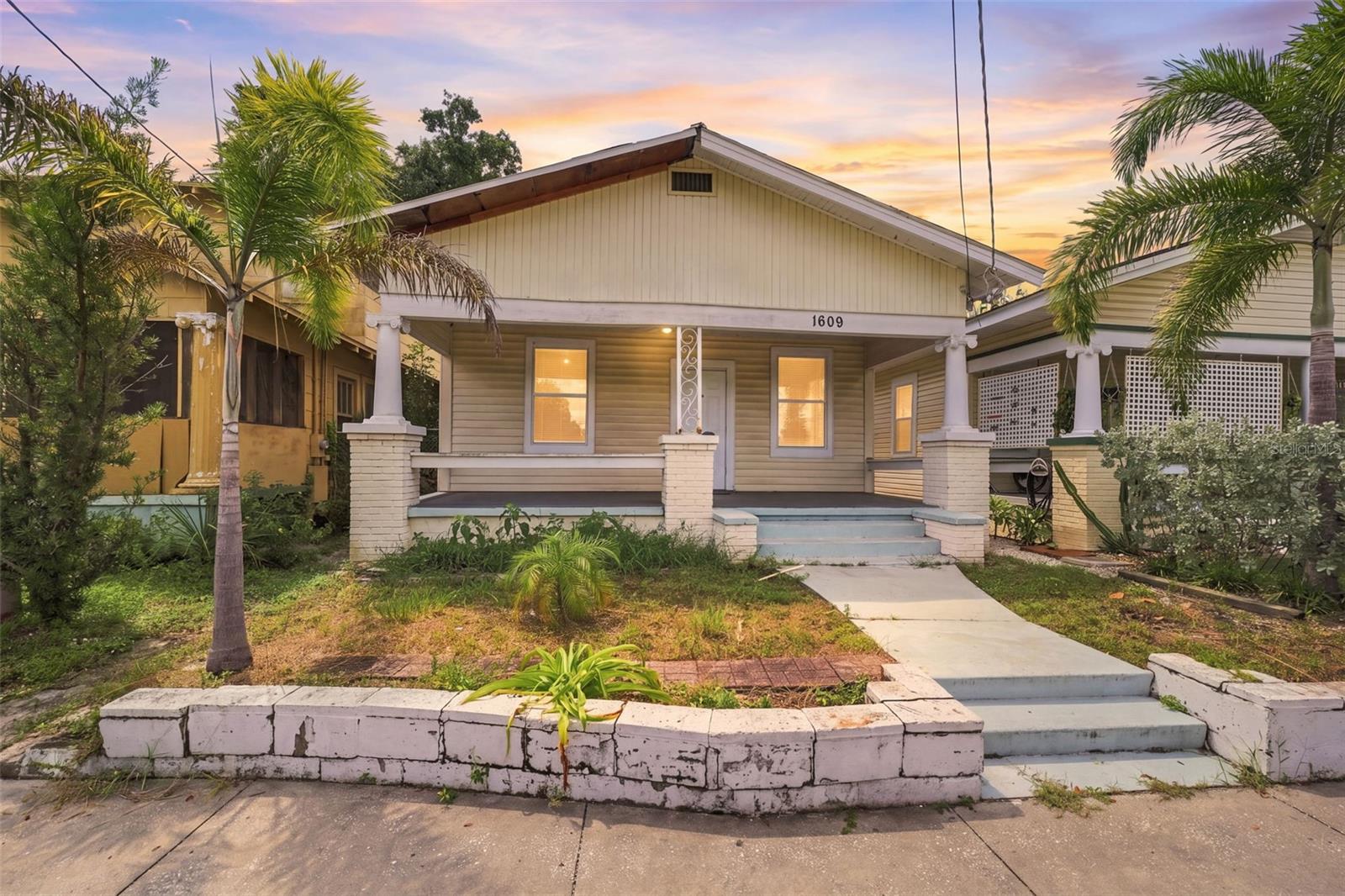 1609 E Lake Ave, Tampa