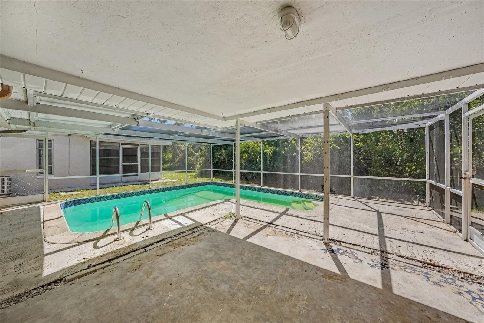 2641 FLINTWOOD DR