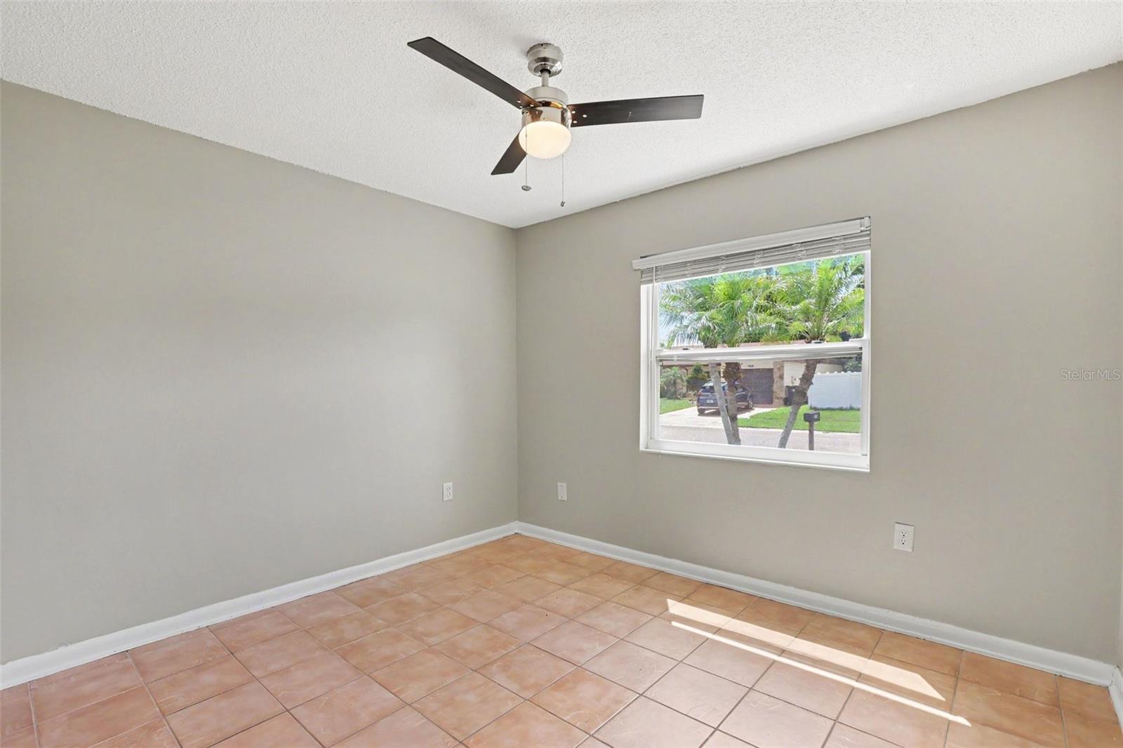 1019 AXLEWOOD CIR