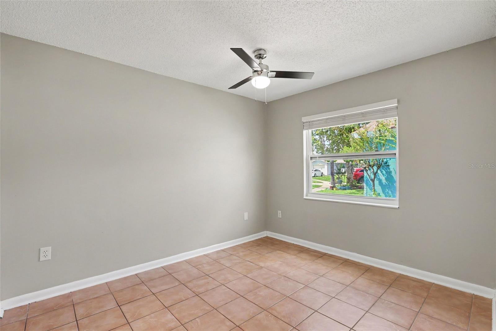 1019 AXLEWOOD CIR