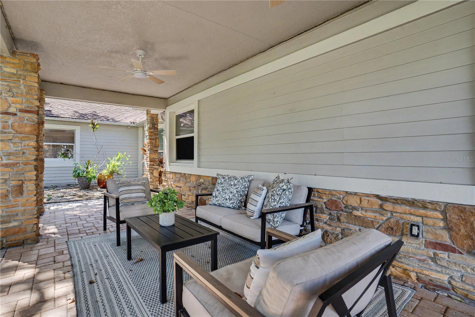 12511 PALOMINO CT