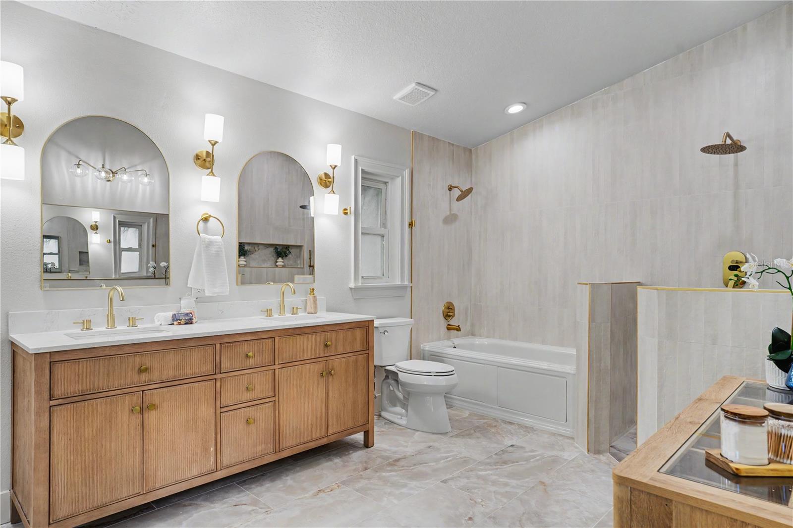 12511 PALOMINO CT