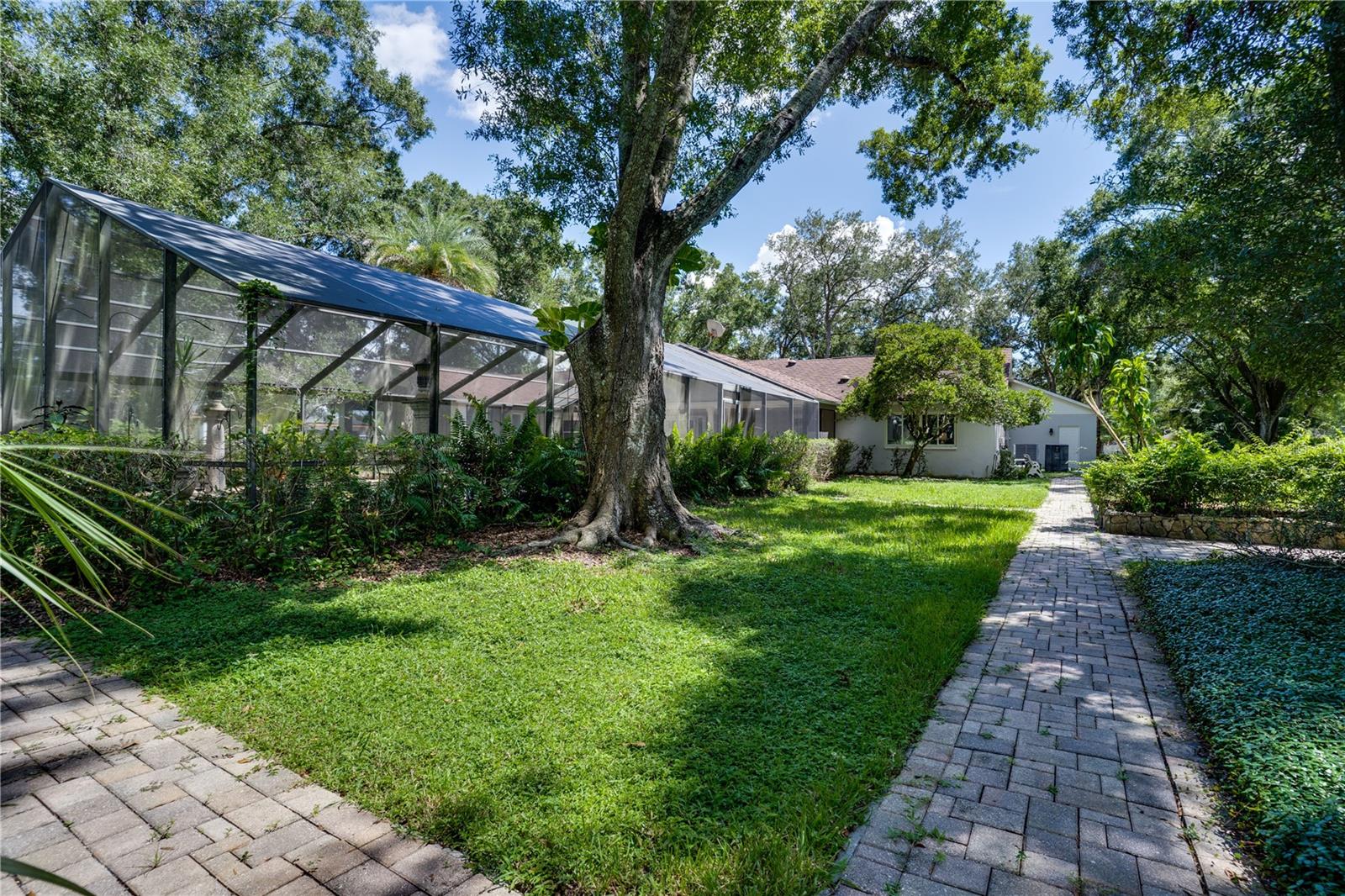 12511 PALOMINO CT