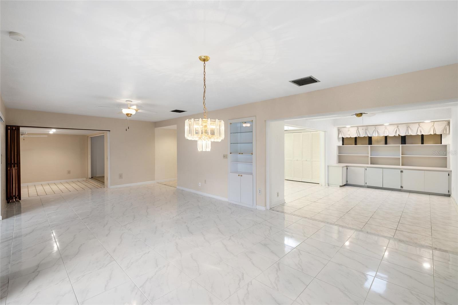14225 CYPRESS CIR #14225