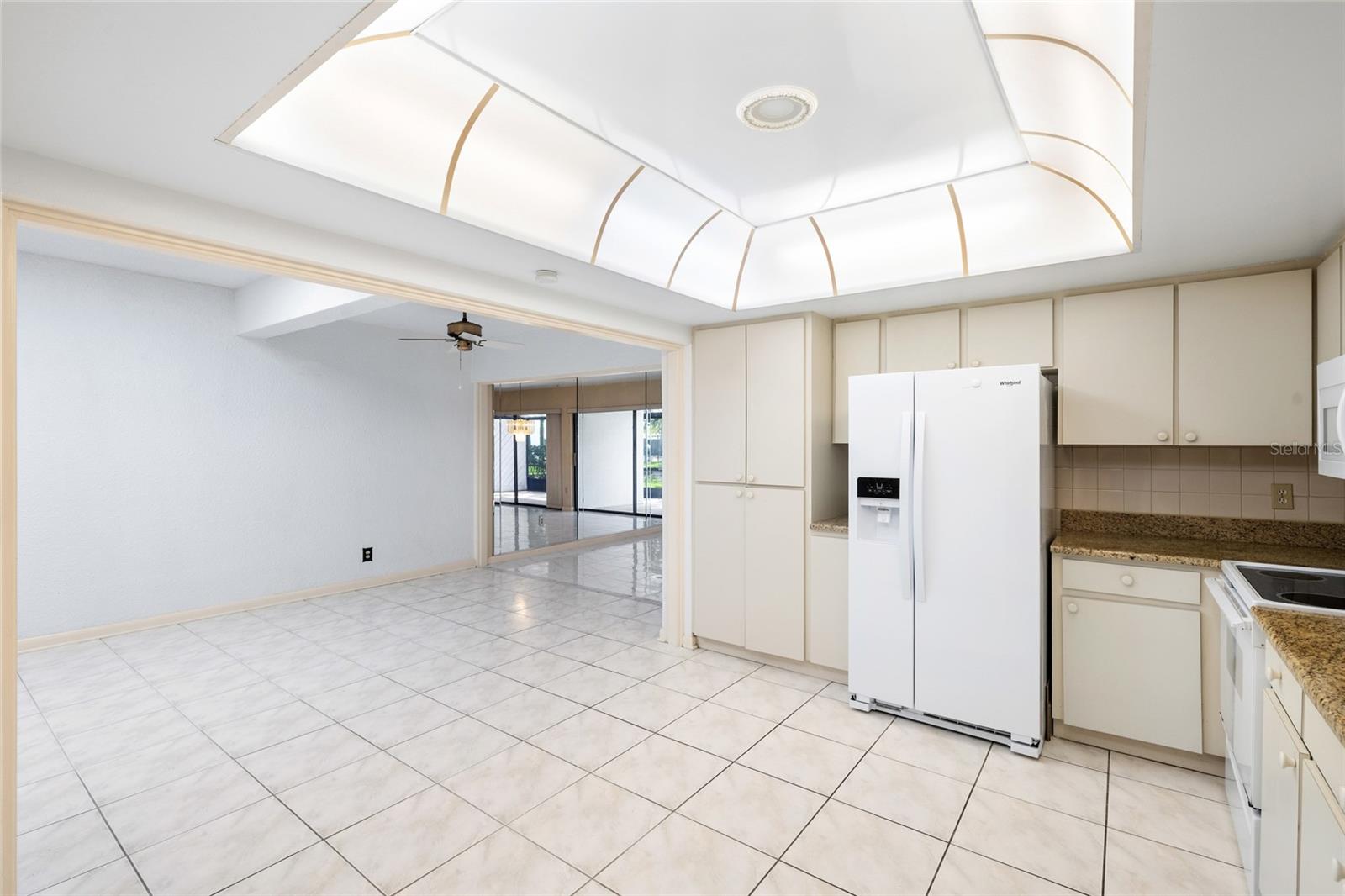 14225 CYPRESS CIR #14225