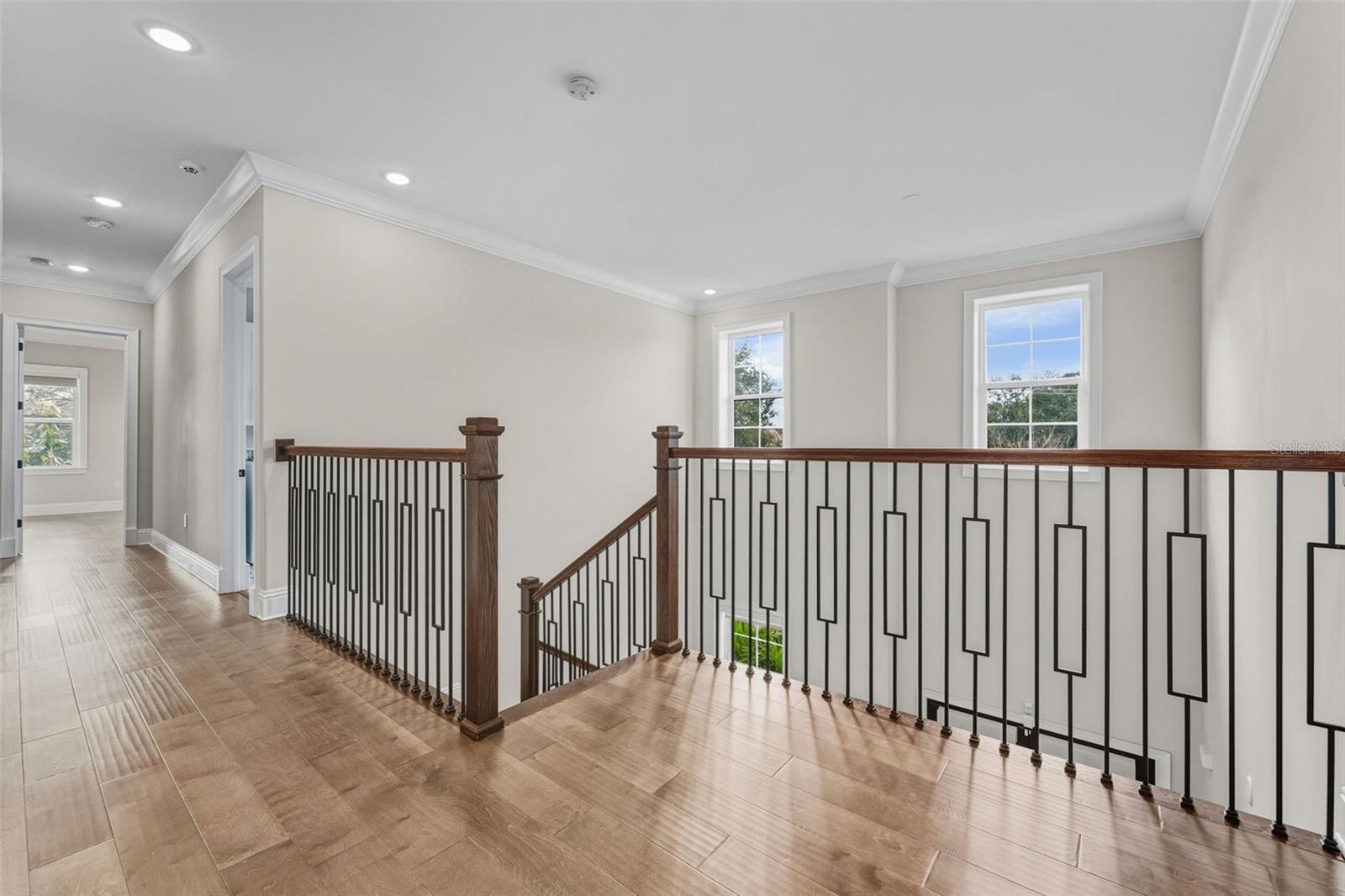 481 W DAVIS BLVD