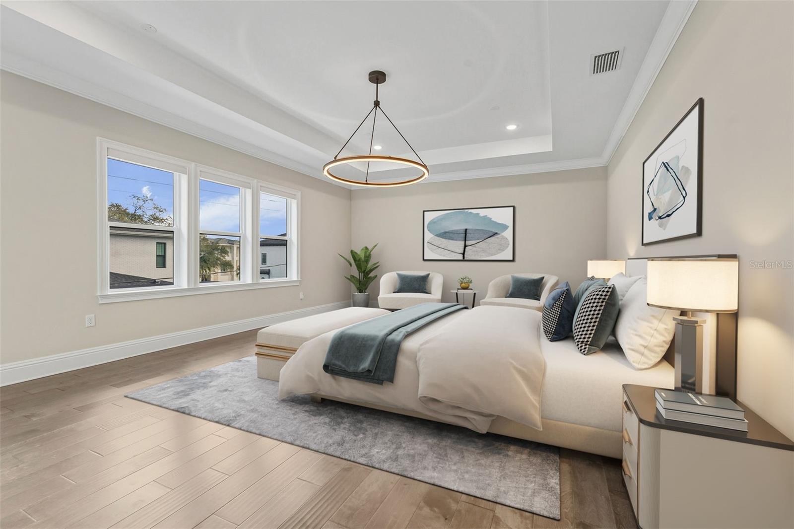 481 W DAVIS BLVD