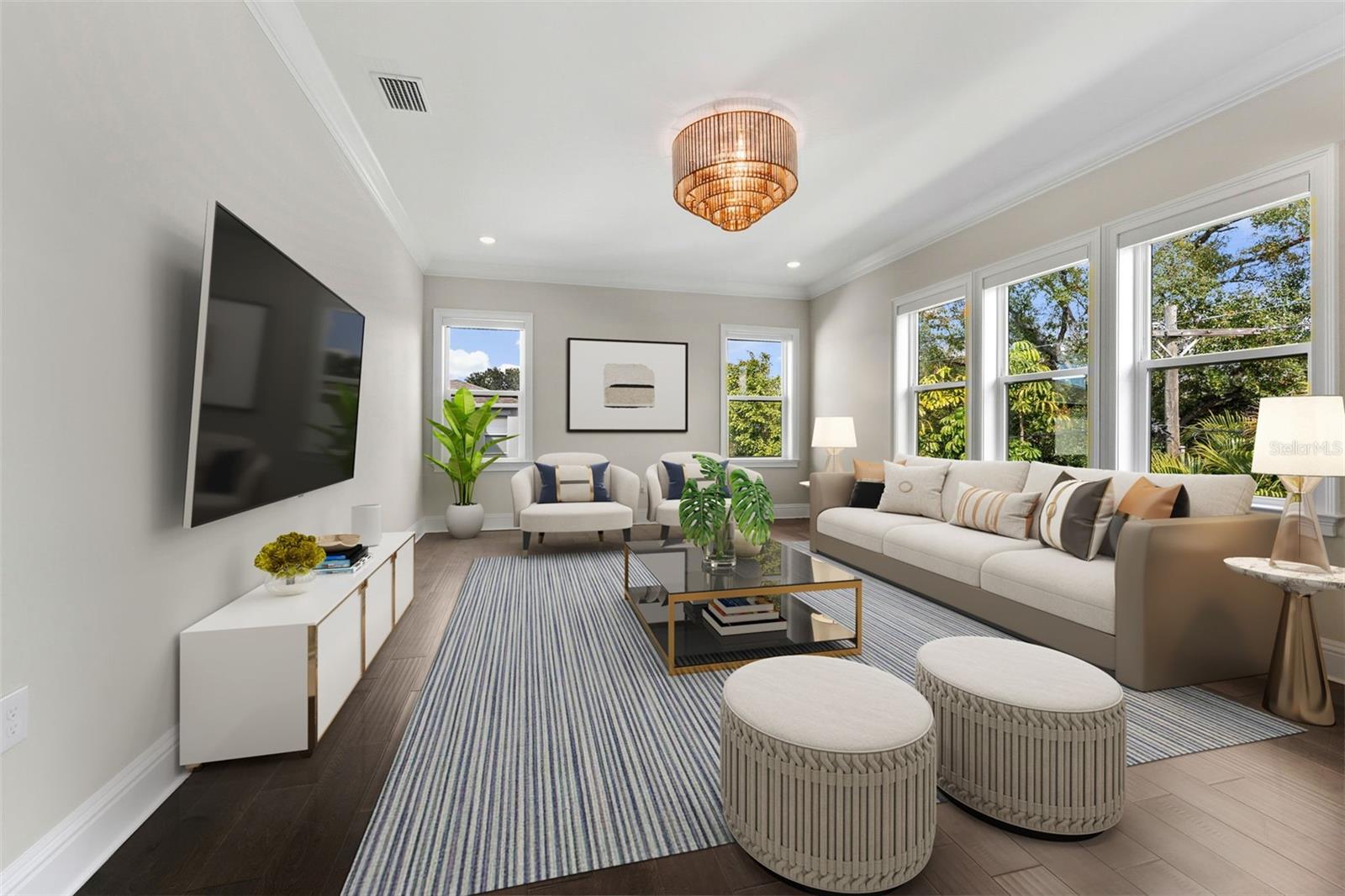 481 W DAVIS BLVD