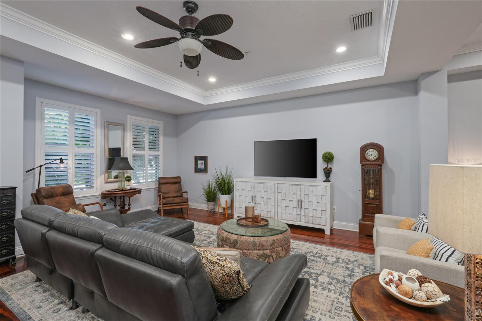 4625 LEGACY PARK DR