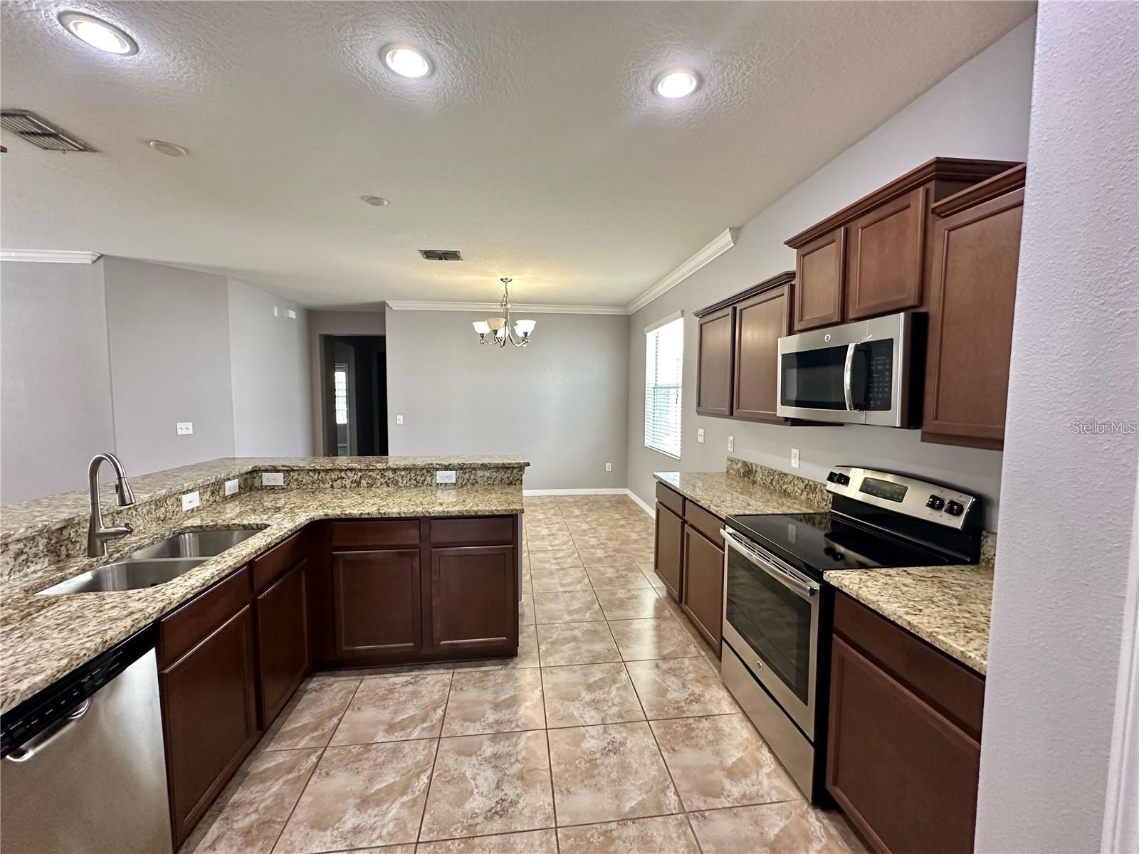 1607 ACADIA HARBOR PL