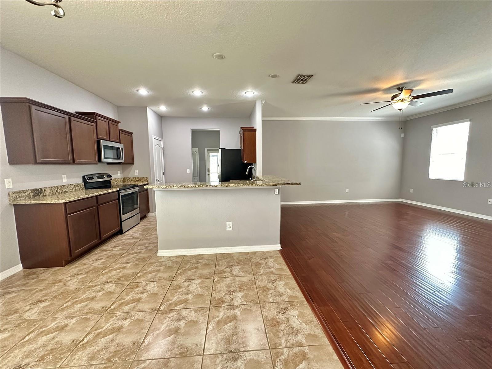 1607 ACADIA HARBOR PL