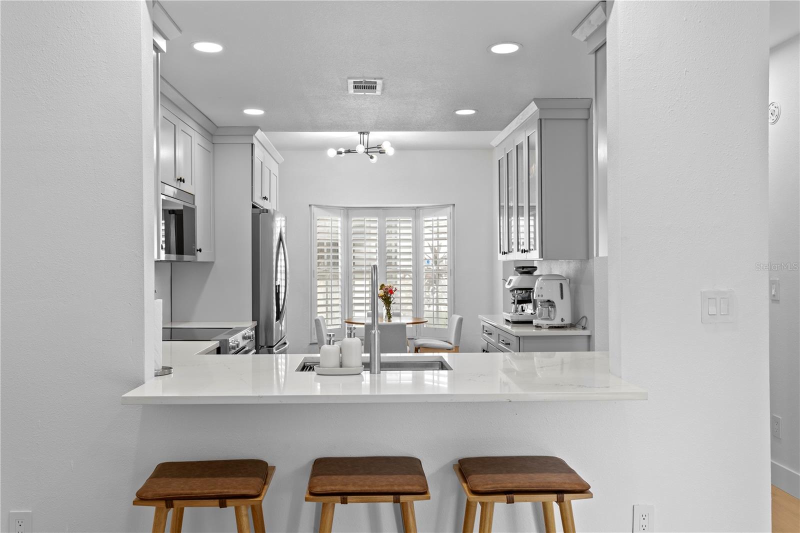 409 S AUDUBON AVE #2