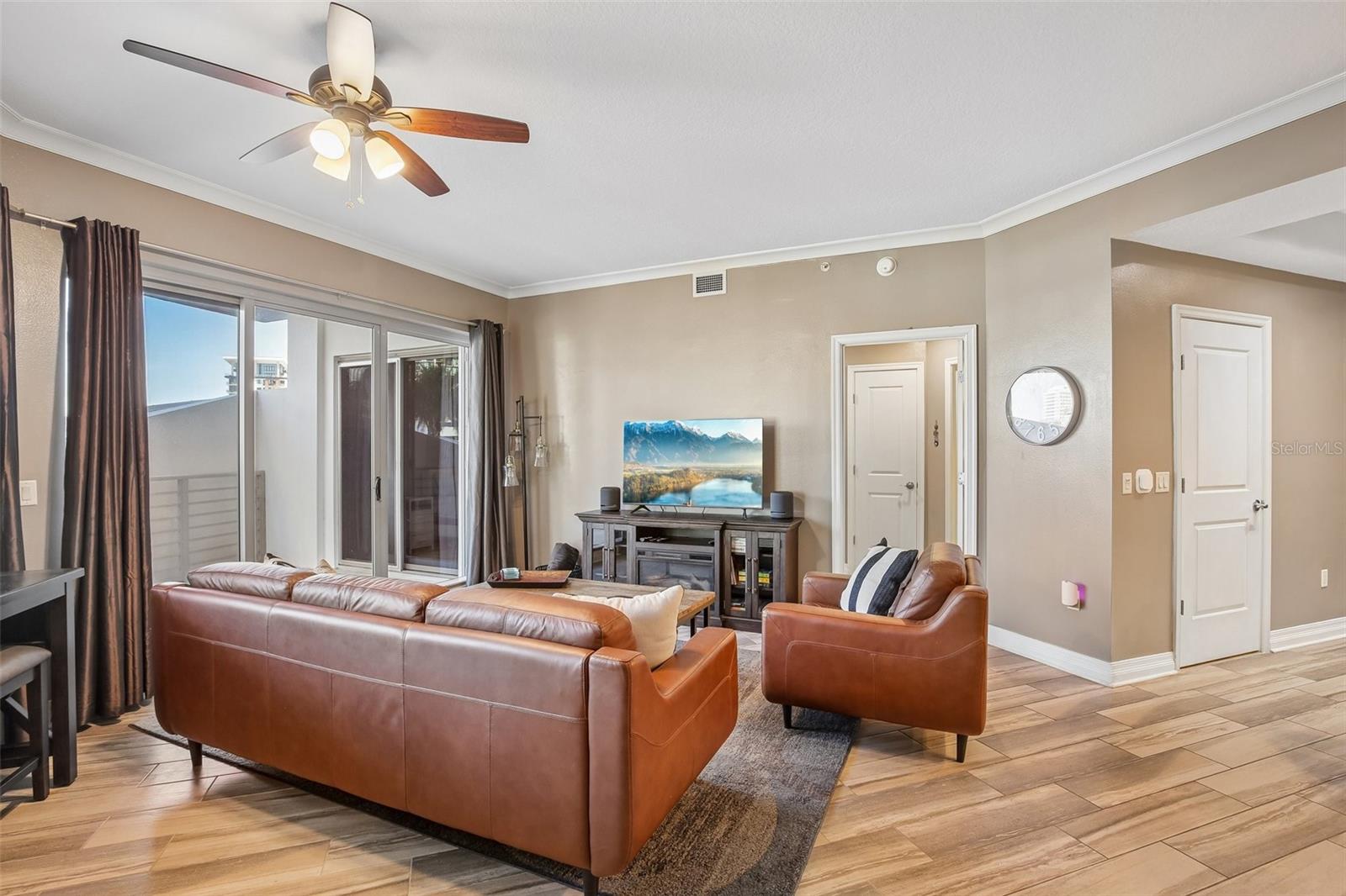 1209 E CUMBERLAND AVE #603