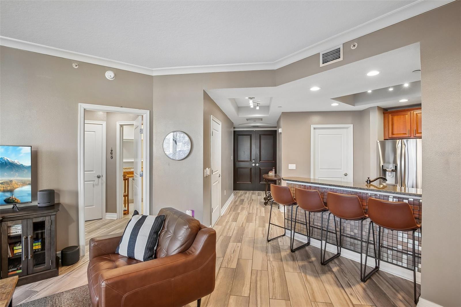 1209 E CUMBERLAND AVE #603
