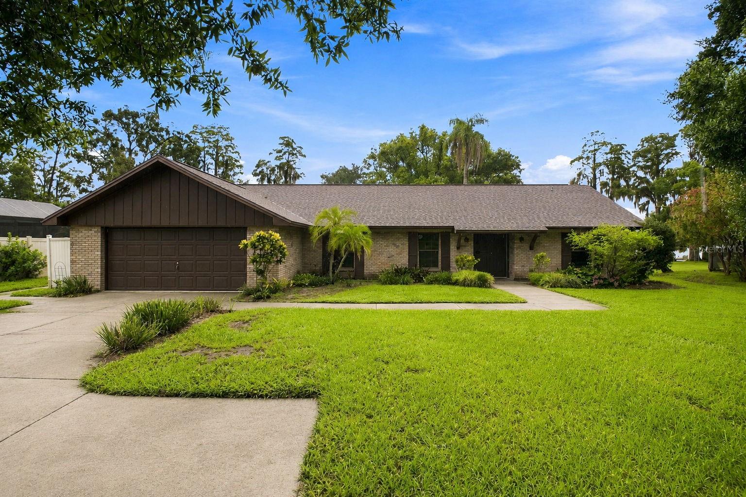 15301 LAKE MAURINE DR