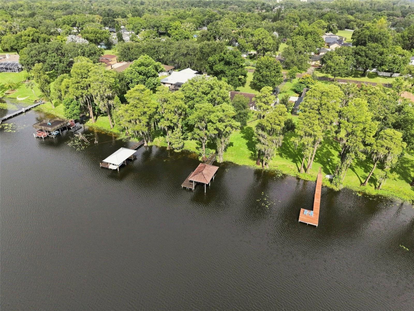 15301 LAKE MAURINE DR
