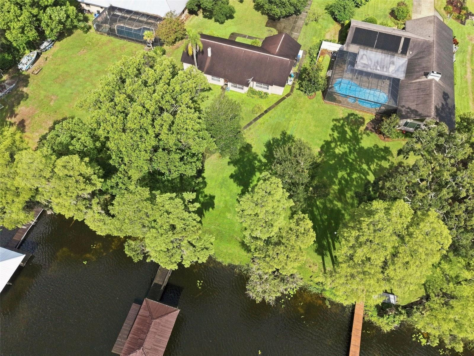 15301 LAKE MAURINE DR