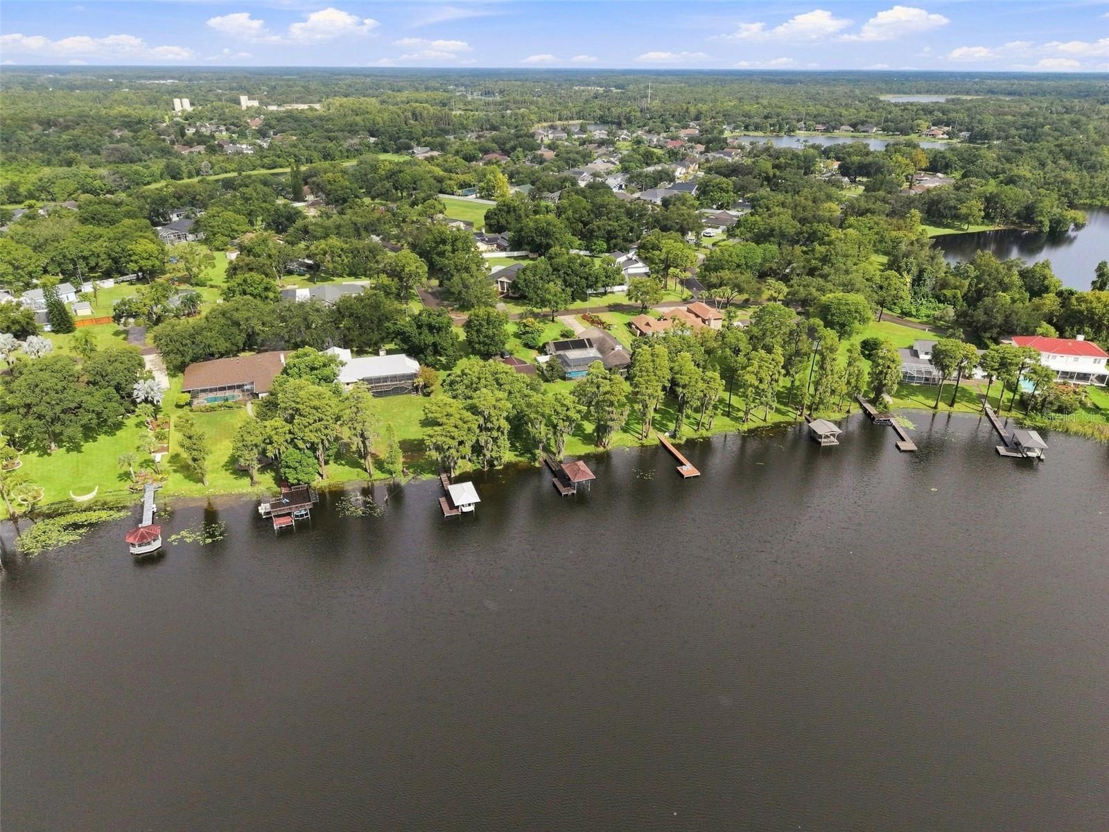15301 LAKE MAURINE DR