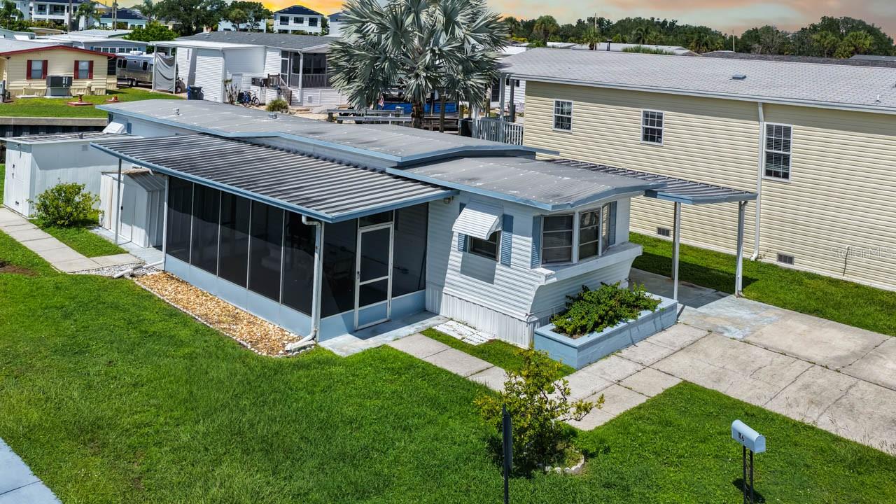 116 W SAINT JOHNS WAY