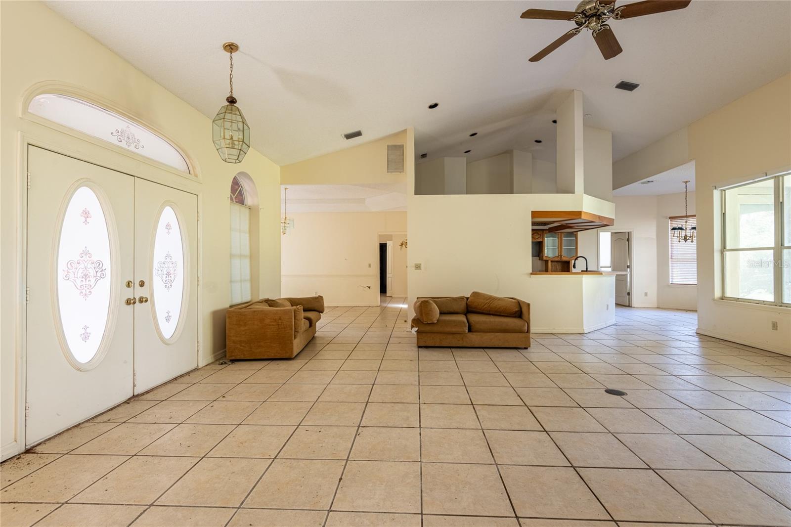 5135 COLLIER PKWY