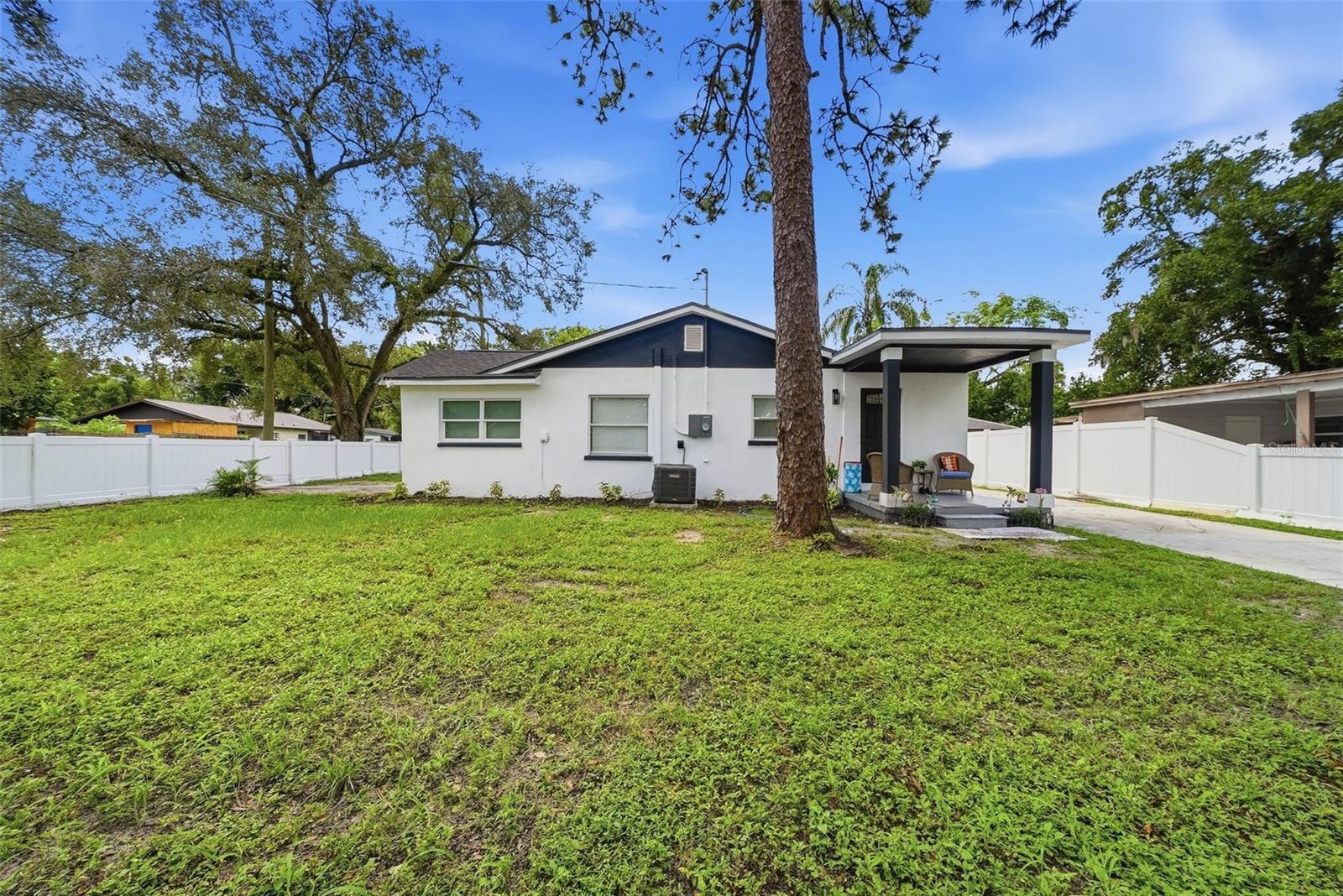 10124 N HYACINTH AVE