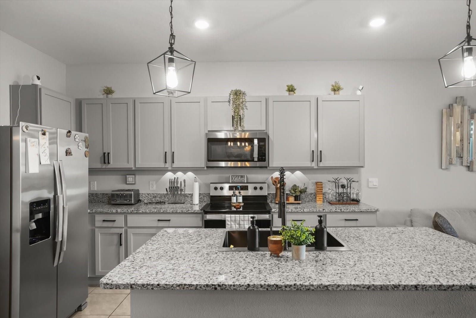 170 MANGROVE SHADE CIR