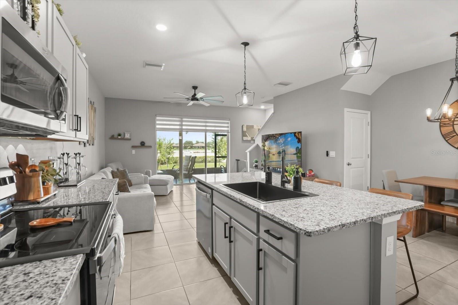 170 MANGROVE SHADE CIR