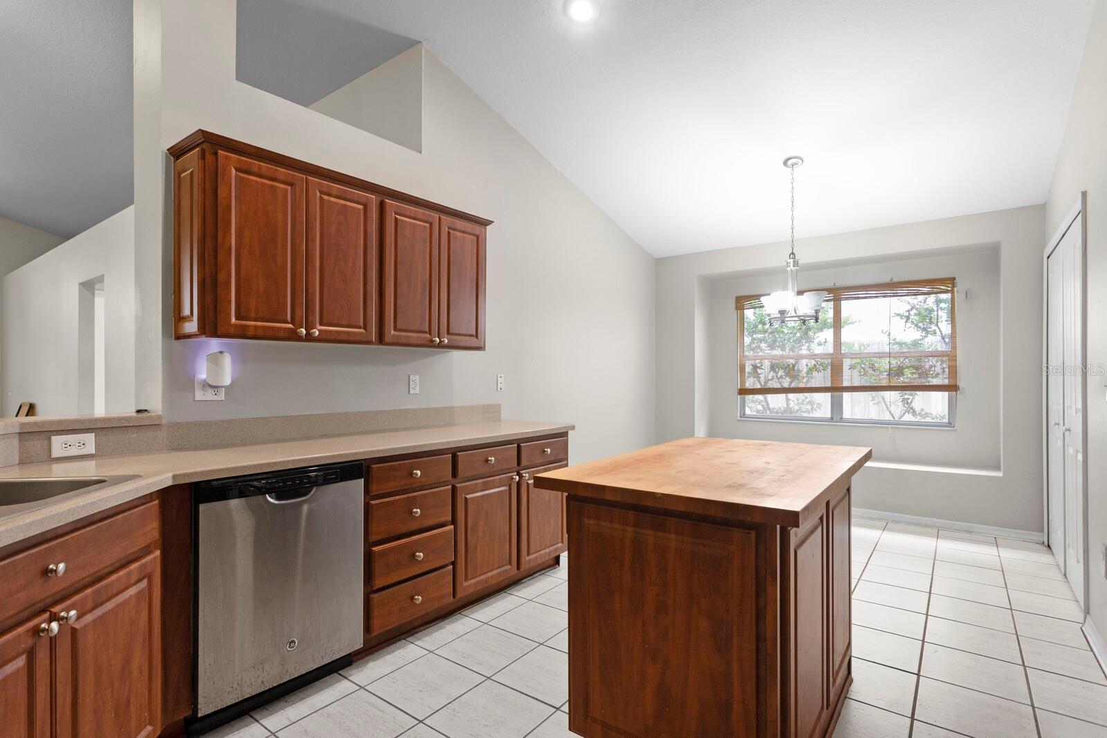 10420 SPRINGROSE DR