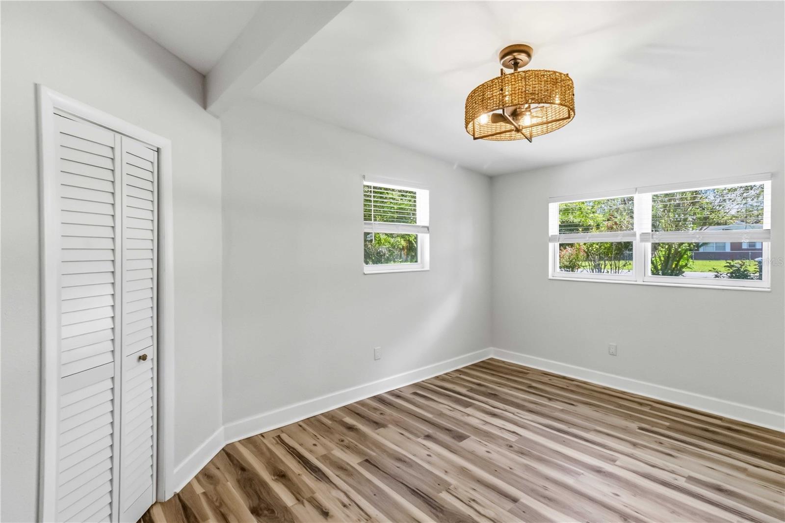 1806 DIERKER DR
