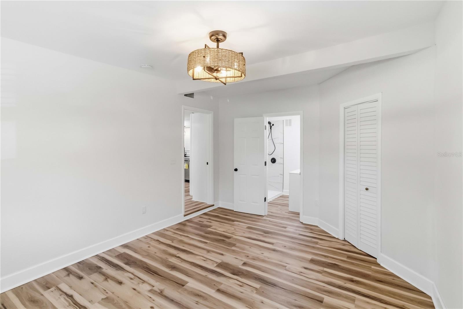 1806 DIERKER DR